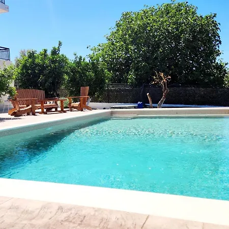 Appartamento Venecia Of Mani - Relax In A Pool Loukissia